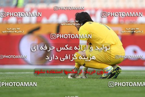 659102, Tehran, [*parameter:4*], Iran Pro League، Persian Gulf Cup، 2013-14 season، Second Leg، Week 24، Esteghlal ۱ v ۱ Zob Ahan Esfahan on 2014/01/26 at Azadi Stadium