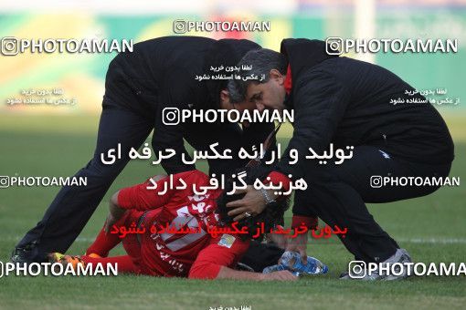 659768, Tehran, [*parameter:4*], Iran Pro League، Persian Gulf Cup، 2013-14 season، Second Leg، Week 26، Naft Tehran 3 v ۰ Tractor S.C. on 2014/02/09 at Takhti Stadium