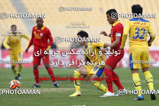 664963, Tehran, [*parameter:4*], Iran Pro League، Persian Gulf Cup، 2013-14 season، Second Leg، Week 27، Naft Tehran ۱ v ۱ Foulad Khouzestan on 2014/02/16 at Takhti Stadium