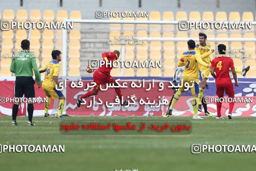 664945, Tehran, [*parameter:4*], Iran Pro League، Persian Gulf Cup، 2013-14 season، Second Leg، Week 27، Naft Tehran ۱ v ۱ Foulad Khouzestan on 2014/02/16 at Takhti Stadium