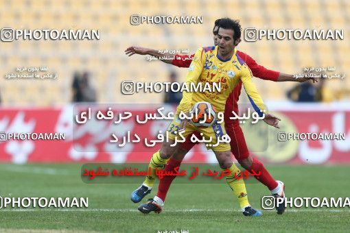 664932, Tehran, [*parameter:4*], Iran Pro League، Persian Gulf Cup، 2013-14 season، Second Leg، Week 27، Naft Tehran ۱ v ۱ Foulad Khouzestan on 2014/02/16 at Takhti Stadium