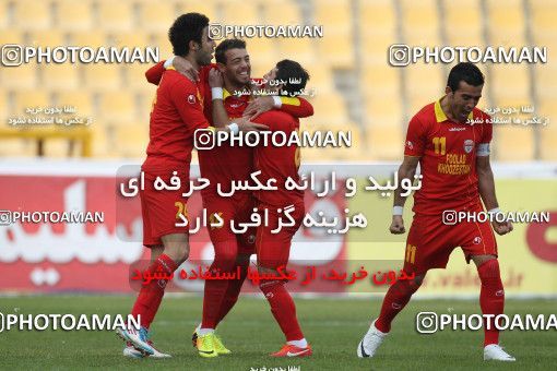 665290, Tehran, [*parameter:4*], Iran Pro League، Persian Gulf Cup، 2013-14 season، Second Leg، Week 27، Naft Tehran ۱ v ۱ Foulad Khouzestan on 2014/02/16 at Takhti Stadium