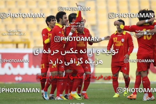 665309, Tehran, [*parameter:4*], لیگ برتر فوتبال ایران، Persian Gulf Cup، Week 27، Second Leg، Naft Tehran 1 v 1 Foulad Khouzestan on 2014/02/16 at Takhti Stadium