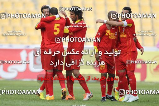 665198, Tehran, [*parameter:4*], Iran Pro League، Persian Gulf Cup، 2013-14 season، Second Leg، Week 27، Naft Tehran ۱ v ۱ Foulad Khouzestan on 2014/02/16 at Takhti Stadium