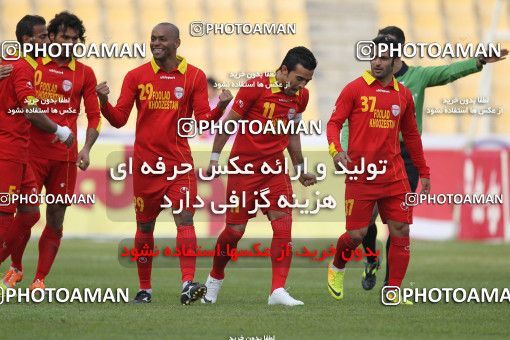 665315, Tehran, [*parameter:4*], Iran Pro League، Persian Gulf Cup، 2013-14 season، Second Leg، Week 27، Naft Tehran ۱ v ۱ Foulad Khouzestan on 2014/02/16 at Takhti Stadium