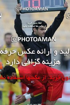 665330, Tehran, [*parameter:4*], Iran Pro League، Persian Gulf Cup، 2013-14 season، Second Leg، Week 27، Naft Tehran ۱ v ۱ Foulad Khouzestan on 2014/02/16 at Takhti Stadium