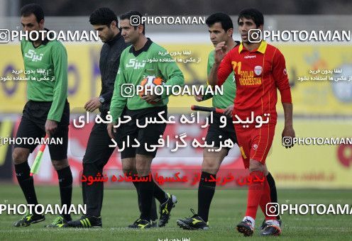 665134, Tehran, [*parameter:4*], Iran Pro League، Persian Gulf Cup، 2013-14 season، Second Leg، Week 27، Naft Tehran ۱ v ۱ Foulad Khouzestan on 2014/02/16 at Takhti Stadium