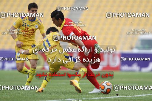 665501, Tehran, [*parameter:4*], Iran Pro League، Persian Gulf Cup، 2013-14 season، Second Leg، Week 27، Naft Tehran ۱ v ۱ Foulad Khouzestan on 2014/02/16 at Takhti Stadium