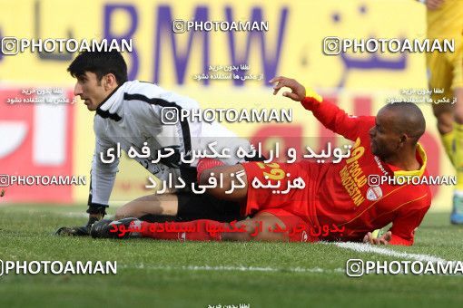 665502, Tehran, [*parameter:4*], Iran Pro League، Persian Gulf Cup، 2013-14 season، Second Leg، Week 27، Naft Tehran ۱ v ۱ Foulad Khouzestan on 2014/02/16 at Takhti Stadium