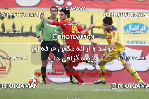 665498, Tehran, [*parameter:4*], Iran Pro League، Persian Gulf Cup، 2013-14 season، Second Leg، Week 27، Naft Tehran ۱ v ۱ Foulad Khouzestan on 2014/02/16 at Takhti Stadium