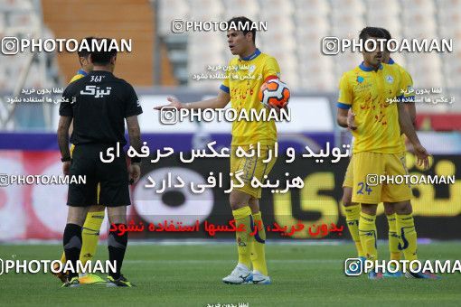 659975, Tehran, [*parameter:4*], Iran Pro League، Persian Gulf Cup، 2013-14 season، Second Leg، Week 28، Esteghlal ۰ v ۱ Naft Tehran on 2014/03/27 at Azadi Stadium