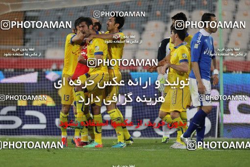 659831, Tehran, [*parameter:4*], Iran Pro League، Persian Gulf Cup، 2013-14 season، Second Leg، Week 28، Esteghlal ۰ v ۱ Naft Tehran on 2014/03/27 at Azadi Stadium