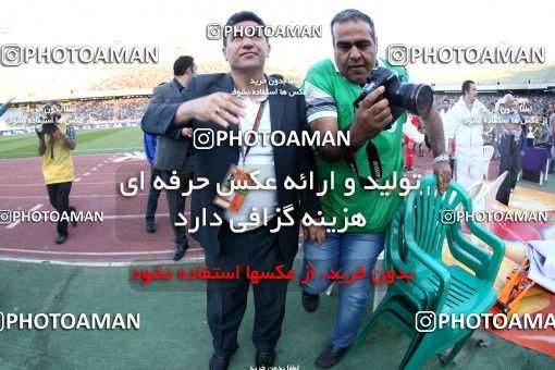 661284, Tehran, [*parameter:4*], Iran Pro League، Persian Gulf Cup، 2013-14 season، Second Leg، Week 30، Esteghlal ۱ v 3 Tractor S.C. on 2014/04/11 at Azadi Stadium