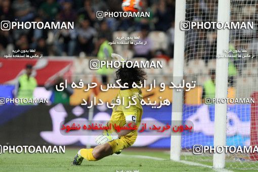 661905, Tehran, [*parameter:4*], Iran Pro League، Persian Gulf Cup، 2013-14 season، Second Leg، Week 30، Esteghlal ۱ v 3 Tractor S.C. on 2014/04/11 at Azadi Stadium