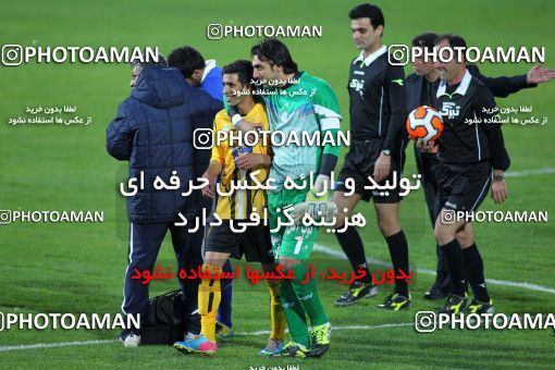 648661, Isfahan,Fooladshahr, [*parameter:4*], Iran Pro League، Persian Gulf Cup، 2013-14 season، Second Leg، Week 17، Sepahan ۰ v ۰ Esteghlal on 2013/12/05 at Foolad Shahr Stadium