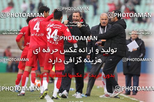 648520, Tabriz, [*parameter:4*], Iran Pro League، Persian Gulf Cup، 2013-14 season، Second Leg، Week 16، Tractor S.C. ۱ v ۰ Persepolis on 2013/11/29 at Yadegar-e Emam Stadium