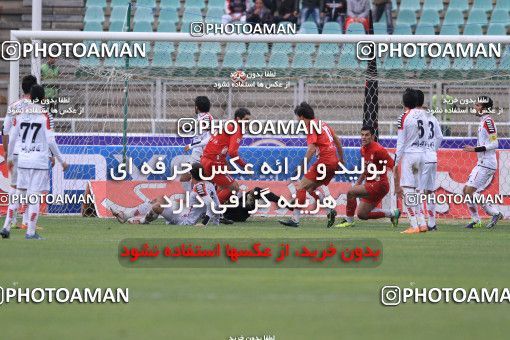 648597, Tabriz, [*parameter:4*], Iran Pro League، Persian Gulf Cup، 2013-14 season، Second Leg، Week 16، Tractor S.C. ۱ v ۰ Persepolis on 2013/11/29 at Yadegar-e Emam Stadium