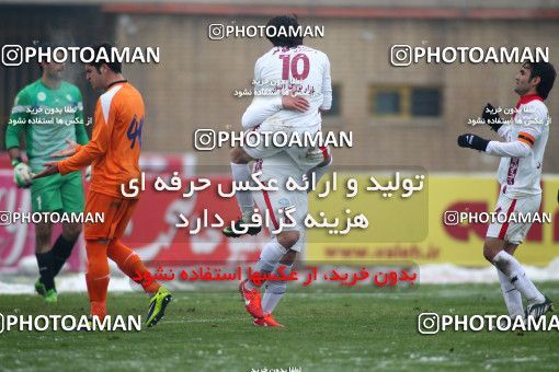 657175, Alborz, [*parameter:4*], Iran Pro League، Persian Gulf Cup، 2013-14 season، Second Leg، Week 22، Saipa 3 v 3 Tractor S.C. on 2014/01/11 at Enghelab Stadium