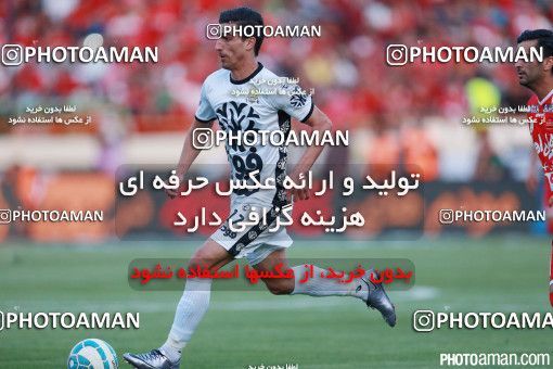 379839, Tehran, Iran, لیگ برتر فوتبال ایران، Persian Gulf Cup، Week 30، Second Leg، Persepolis 2 v 1 Rah Ahan on 2016/05/13 at Azadi Stadium