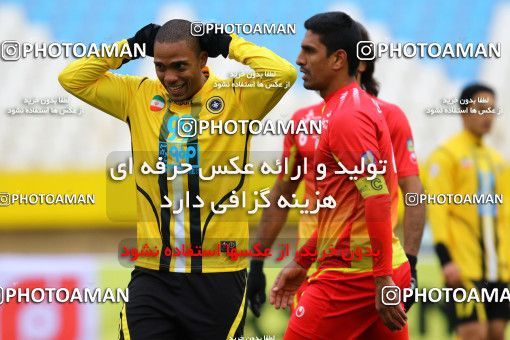 601832, Isfahan, [*parameter:4*], Iran Pro League، Persian Gulf Cup، 2016-17 season، First Leg، Week 11، Sepahan ۱ v ۱ Foulad Khouzestan on 2016/11/24 at Naghsh-e Jahan Stadium