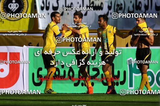 612581, Isfahan, [*parameter:4*], Iran Pro League، Persian Gulf Cup، 2016-17 season، First Leg، Week 13، Sepahan 4 v ۱ Saba Battery on 2016/12/09 at Naghsh-e Jahan Stadium