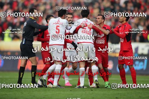 650632, Tehran, [*parameter:4*], لیگ برتر فوتبال ایران، Persian Gulf Cup، Week 20، Second Leg، Persepolis 2 v 0 Tractor Sazi on 2017/02/05 at Azadi Stadium