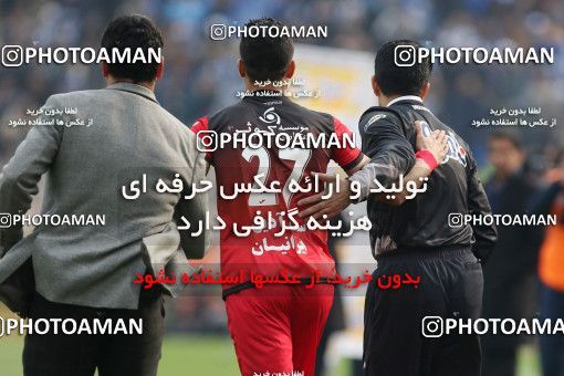 558683, Tehran, Iran, Iran Pro League، Persian Gulf Cup، 2016-17 season، Second Leg، Week 21، Esteghlal 3 v 2 Persepolis on 2017/02/12 at Azadi Stadium