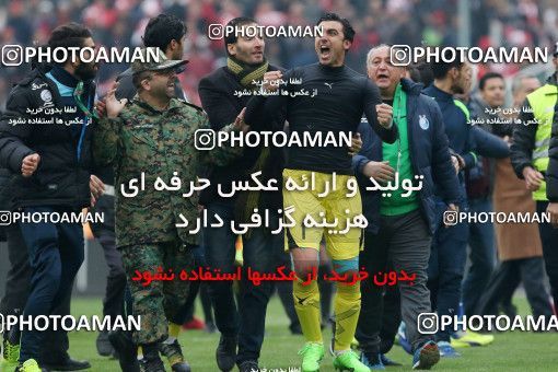 558779, Tehran, Iran, Iran Pro League، Persian Gulf Cup، 2016-17 season، Second Leg، Week 21، Esteghlal 3 v 2 Persepolis on 2017/02/12 at Azadi Stadium