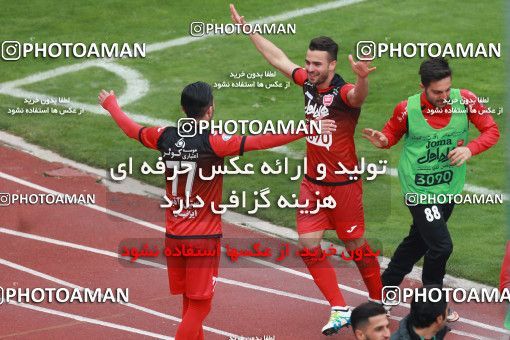 556423, Tehran, Iran, Iran Pro League، Persian Gulf Cup، 2016-17 season، Second Leg، Week 21، Esteghlal 3 v 2 Persepolis on 2017/02/12 at Azadi Stadium