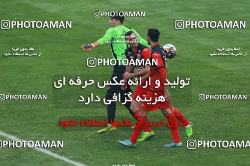 556685, Tehran, Iran, Iran Pro League، Persian Gulf Cup، 2016-17 season، Second Leg، Week 21، Esteghlal 3 v 2 Persepolis on 2017/02/12 at Azadi Stadium