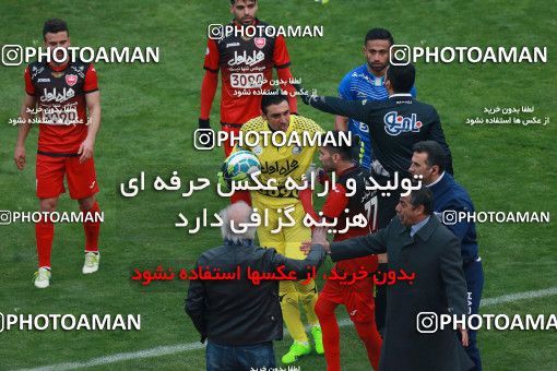 556558, Tehran, Iran, Iran Pro League، Persian Gulf Cup، 2016-17 season، Second Leg، Week 21، Esteghlal 3 v 2 Persepolis on 2017/02/12 at Azadi Stadium