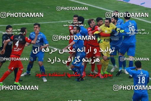 557154, Tehran, Iran, Iran Pro League، Persian Gulf Cup، 2016-17 season، Second Leg، Week 21، Esteghlal 3 v 2 Persepolis on 2017/02/12 at Azadi Stadium