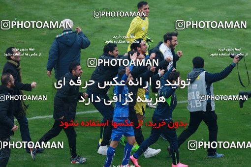 556817, Tehran, Iran, Iran Pro League، Persian Gulf Cup، 2016-17 season، Second Leg، Week 21، Esteghlal 3 v 2 Persepolis on 2017/02/12 at Azadi Stadium