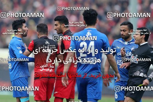 558282, Tehran, Iran, Iran Pro League، Persian Gulf Cup، 2016-17 season، Second Leg، Week 21، Esteghlal 3 v 2 Persepolis on 2017/02/12 at Azadi Stadium