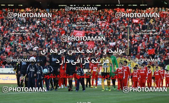 563873, Tehran, [*parameter:4*], Iran Pro League، Persian Gulf Cup، 2016-17 season، Second Leg، Week 22، Persepolis ۰ v 2 Sepahan on 2017/02/16 at Azadi Stadium