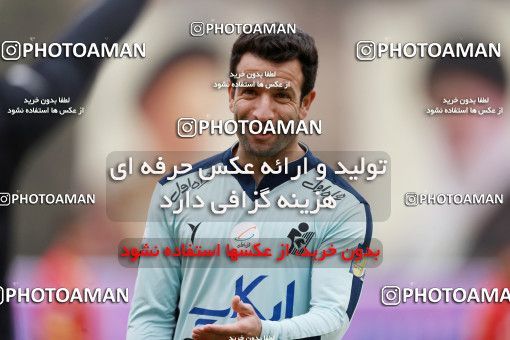 571149, Tehran, [*parameter:4*], لیگ برتر فوتبال ایران، Persian Gulf Cup، Week 21، Second Leg، Naft Tehran 0 v 0 Paykan on 2017/02/09 at Takhti Stadium