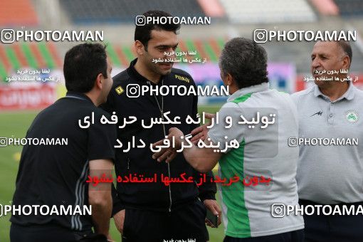 590156, Tehran,Shahr Qods, [*parameter:4*], Iran Pro League، Persian Gulf Cup، 2016-17 season، Second Leg، Week 27، Paykan ۱ v 2 Zob Ahan Esfahan on 2017/04/15 at Shahr-e Qods Stadium