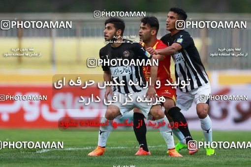 594353, Tehran, [*parameter:4*], Iran Pro League، Persian Gulf Cup، 2016-17 season، Second Leg، Week 25، Naft Tehran ۱ v ۱ Siah Jamegan on 2017/03/31 at Takhti Stadium