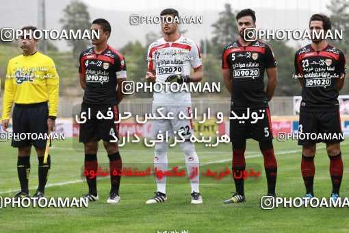 596006, Tehran, [*parameter:4*], Iran Pro League، Persian Gulf Cup، 2016-17 season، Second Leg، Week 27، Naft Tehran 2 v 2 Foulad Khouzestan on 2017/04/14 at Takhti Stadium