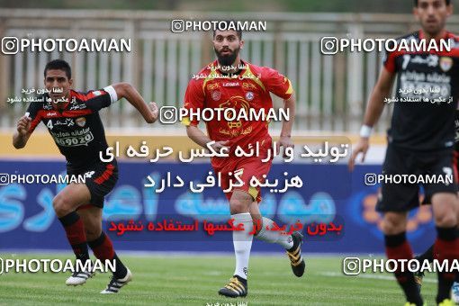 595988, Tehran, [*parameter:4*], Iran Pro League، Persian Gulf Cup، 2016-17 season، Second Leg، Week 27، Naft Tehran 2 v 2 Foulad Khouzestan on 2017/04/14 at Takhti Stadium