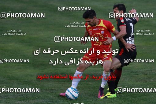 595967, Tehran, [*parameter:4*], لیگ برتر فوتبال ایران، Persian Gulf Cup، Week 27، Second Leg، Naft Tehran 2 v 2 Foulad Khouzestan on 2017/04/14 at Takhti Stadium