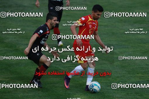 595847, Tehran, [*parameter:4*], لیگ برتر فوتبال ایران، Persian Gulf Cup، Week 27، Second Leg، Naft Tehran 2 v 2 Foulad Khouzestan on 2017/04/14 at Takhti Stadium