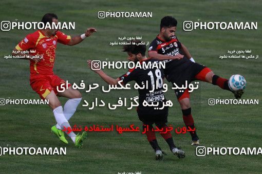 595923, Tehran, [*parameter:4*], لیگ برتر فوتبال ایران، Persian Gulf Cup، Week 27، Second Leg، Naft Tehran 2 v 2 Foulad Khouzestan on 2017/04/14 at Takhti Stadium