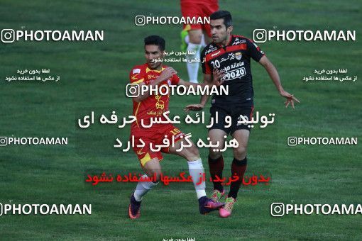 595859, Tehran, [*parameter:4*], Iran Pro League، Persian Gulf Cup، 2016-17 season، Second Leg، Week 27، Naft Tehran 2 v 2 Foulad Khouzestan on 2017/04/14 at Takhti Stadium