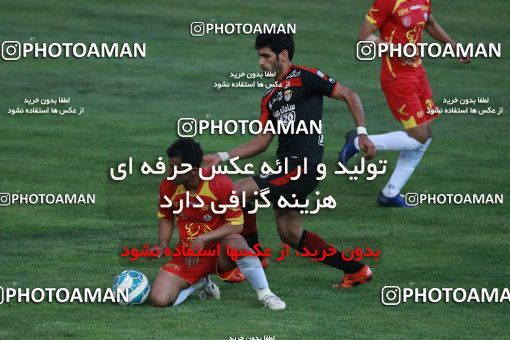 595850, Tehran, [*parameter:4*], لیگ برتر فوتبال ایران، Persian Gulf Cup، Week 27، Second Leg، Naft Tehran 2 v 2 Foulad Khouzestan on 2017/04/14 at Takhti Stadium