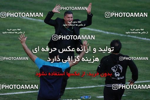 596062, Tehran, [*parameter:4*], لیگ برتر فوتبال ایران، Persian Gulf Cup، Week 27، Second Leg، Naft Tehran 2 v 2 Foulad Khouzestan on 2017/04/14 at Takhti Stadium