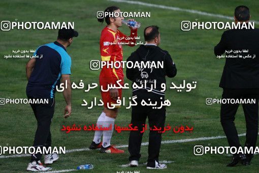 596103, Tehran, [*parameter:4*], لیگ برتر فوتبال ایران، Persian Gulf Cup، Week 27، Second Leg، Naft Tehran 2 v 2 Foulad Khouzestan on 2017/04/14 at Takhti Stadium