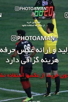 595806, Tehran, [*parameter:4*], لیگ برتر فوتبال ایران، Persian Gulf Cup، Week 27، Second Leg، Naft Tehran 2 v 2 Foulad Khouzestan on 2017/04/14 at Takhti Stadium