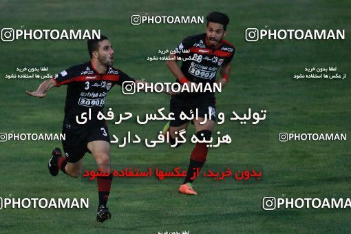 596009, Tehran, [*parameter:4*], لیگ برتر فوتبال ایران، Persian Gulf Cup، Week 27، Second Leg، Naft Tehran 2 v 2 Foulad Khouzestan on 2017/04/14 at Takhti Stadium