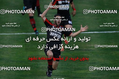 596100, Tehran, [*parameter:4*], لیگ برتر فوتبال ایران، Persian Gulf Cup، Week 27، Second Leg، Naft Tehran 2 v 2 Foulad Khouzestan on 2017/04/14 at Takhti Stadium